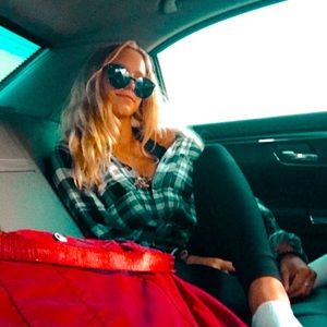 Meet your Posher, Giselle